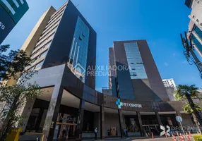 Foto 1 de Sala Comercial para alugar, 43m² em Petrópolis, Porto Alegre