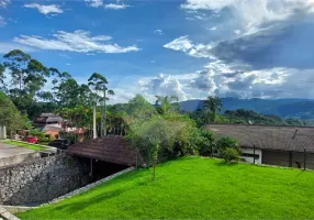 Foto 1 de Casa de Condomínio com 3 Quartos à venda, 320m² em Serra da Cantareira, Mairiporã