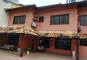 Foto 1 de Casa com 4 Quartos à venda, 304m² em Valentina Miranda, Macaé