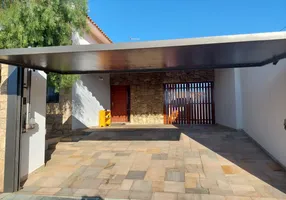 Foto 1 de Casa com 3 Quartos à venda, 186m² em Jardim das Estações - Vila Xavier, Araraquara