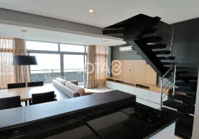 Foto 1 de Apartamento com 2 Quartos para alugar, 90m² em Batel, Curitiba