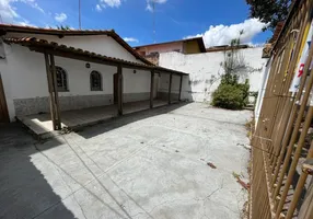 Foto 1 de Casa com 3 Quartos à venda, 286m² em Santa Amélia, Belo Horizonte