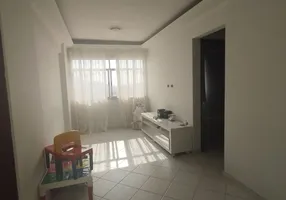 Foto 1 de Apartamento com 2 Quartos para alugar, 60m² em Centro, Niterói