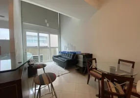Foto 1 de Flat com 1 Quarto para venda ou aluguel, 70m² em Gonzaga, Santos