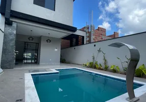 Foto 1 de Casa de Condomínio com 3 Quartos à venda, 129m² em Villas do Jaguari, Santana de Parnaíba