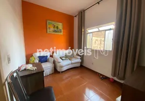 Foto 1 de Casa com 3 Quartos à venda, 360m² em Glória, Belo Horizonte