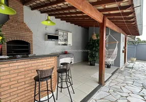 Foto 1 de Casa com 3 Quartos à venda, 131m² em Jardim Nenê Gomes, Uberaba