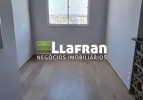 Foto 1 de Apartamento com 2 Quartos à venda, 41m² em Parque Arariba, São Paulo