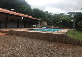 Foto 1 de Fazenda/Sítio com 3 Quartos à venda, 3000m² em Parque Maracanã, Goiânia