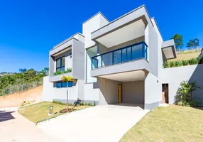 Foto 1 de Casa de Condomínio com 3 Quartos à venda, 180m² em Posse, Teresópolis