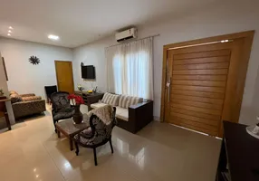 Foto 1 de Casa com 3 Quartos à venda, 330m² em CPA IV, Cuiabá