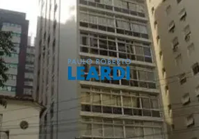 Foto 1 de Apartamento com 3 Quartos para venda ou aluguel, 250m² em Jardim América, São Paulo