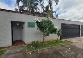 Foto 1 de Casa com 4 Quartos para alugar, 387m² em Setor Pedro Ludovico, Goiânia