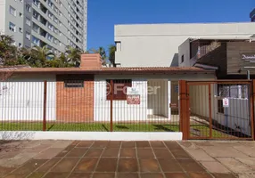 Foto 1 de Casa com 2 Quartos à venda, 85m² em Jardim Botânico, Porto Alegre