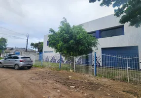 Foto 1 de Galpão/Depósito/Armazém com 6 Quartos para venda ou aluguel, 550m² em Imbiribeira, Recife