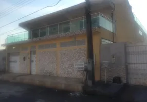 Foto 1 de Sobrado com 5 Quartos à venda, 500m² em Redenção, Manaus