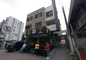 Foto 1 de Cobertura com 2 Quartos para alugar, 130m² em Vila Ipiranga, Porto Alegre