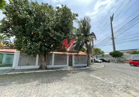 Foto 1 de Casa com 4 Quartos à venda, 250m² em Vila Blanche, Cabo Frio