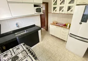 Foto 1 de Casa com 3 Quartos à venda, 163m² em Floramar, Belo Horizonte