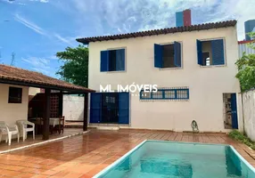 Foto 1 de Casa com 4 Quartos para alugar, 235m² em Cavaleiros, Macaé