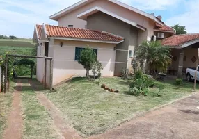 Foto 1 de Casa de Condomínio com 4 Quartos à venda, 282m² em , Quinta do Sol