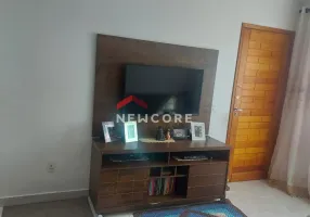 Foto 1 de Casa com 2 Quartos à venda, 45m² em Vila Nivi, São Paulo