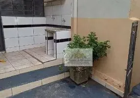 Foto 1 de Casa com 2 Quartos para alugar, 60m² em Vila Tibério, Ribeirão Preto