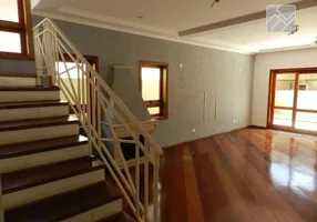 Foto 1 de Casa de Condomínio com 4 Quartos à venda, 280m² em Aldeia da Serra, Santana de Parnaíba