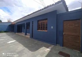 Foto 1 de Casa com 4 Quartos para alugar, 400m² em Setor Bueno, Goiânia