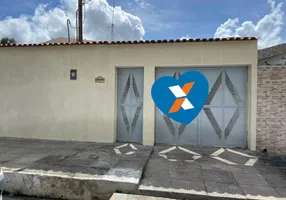 Foto 1 de Casa com 4 Quartos à venda, 200m² em Cidade Universitária, Maceió