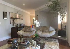 Foto 1 de Apartamento com 3 Quartos à venda, 270m² em Jardim Avelino, São Paulo