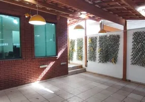 Foto 1 de Sobrado com 3 Quartos à venda, 135m² em Tremembé, São Paulo