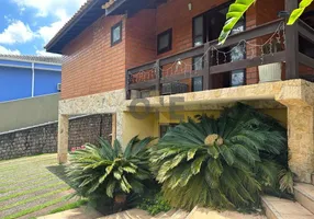 Foto 1 de Casa de Condomínio com 3 Quartos à venda, 250m² em Granja Viana, Embu das Artes