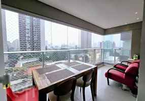 Foto 1 de Apartamento com 2 Quartos à venda, 70m² em Itaim Bibi, São Paulo