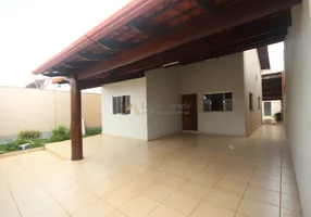 Foto 1 de Casa com 3 Quartos à venda, 210m² em Setor Bougainville, Anápolis