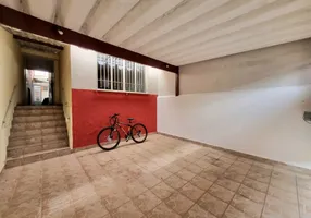 Foto 1 de Sobrado com 3 Quartos para alugar, 10m² em Parque São Domingos, São Paulo