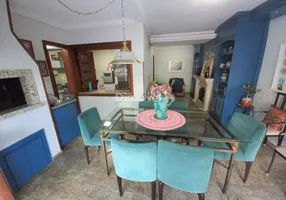 Foto 1 de Casa de Condomínio com 3 Quartos à venda, 240m² em Ipanema, Porto Alegre