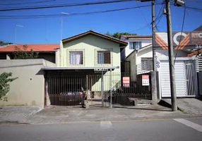 Foto 1 de Casa com 2 Quartos à venda, 55m² em Uberaba, Curitiba