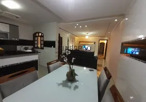 Foto 1 de Sobrado com 3 Quartos à venda, 140m² em Saúde, São Paulo