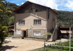 Foto 1 de Casa com 5 Quartos à venda, 500m² em Pessegueiros, Teresópolis