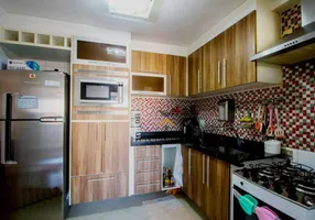 Foto 1 de Apartamento com 3 Quartos à venda, 72m² em Parque Jacatuba, Santo André