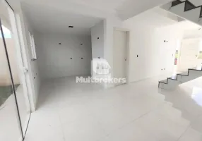 Foto 1 de Sobrado com 3 Quartos à venda, 110m² em Costeira, Araucária