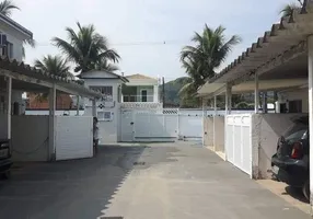 Foto 1 de Sobrado com 2 Quartos à venda, 57m² em Balneário Praia do Perequê , Guarujá