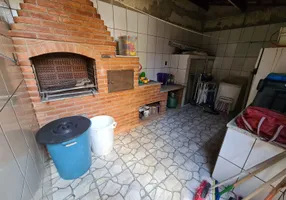 Foto 1 de Casa com 2 Quartos à venda, 165m² em Vila Tupi, Praia Grande