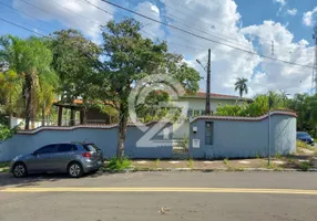 Foto 1 de Imóvel Comercial com 3 Quartos para alugar, 360m² em Jardim Atibaia, Campinas