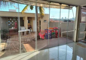 Foto 1 de Casa com 3 Quartos à venda, 185m² em Ribeirânia, Ribeirão Preto