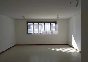 Foto 1 de Sala Comercial para alugar, 42m² em Auxiliadora, Porto Alegre