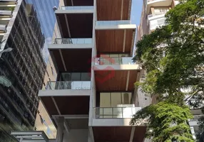 Foto 1 de Apartamento com 3 Quartos à venda, 145m² em Jardins, São Paulo