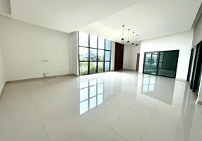 Foto 1 de Casa de Condomínio com 4 Quartos para venda ou aluguel, 550m² em PORTAL DO SOL GREEN, Goiânia