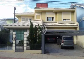 Foto 1 de Casa com 5 Quartos à venda, 313m² em Capoeiras, Florianópolis